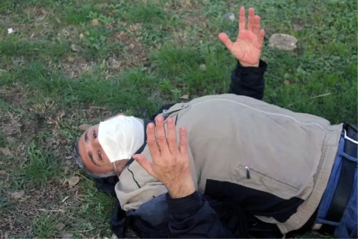 Seyhan Nehri'ne düştü, işçiler kurtardı