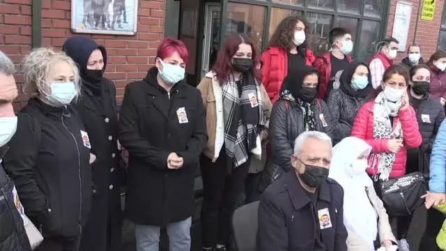 ZONGULDAK - Kansere yenilen GMİS Genel Sekreteri Kolçak için Zonguldak'ta evlendiği kuyu başında cenaze töreni düzenlendi ZONGULDAK - Kansere yenilen GMİS Genel Sekreteri Kolçak için Zonguldak'ta evlendiği kuyu başında cenaze töreni düzenlendi