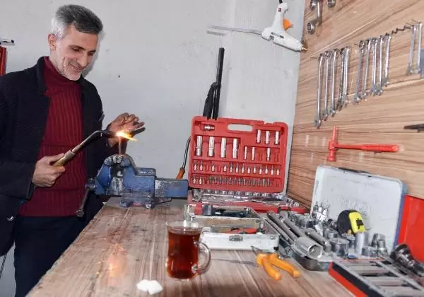 Son dakika haberleri... 'Çay şekerli mi içilir, şekersiz mi' tartışmasına Dadaşlar 'kıtlama' dedi Son dakika haberleri... 'Çay şekerli mi içilir, şekersiz mi' tartışmasına Dadaşlar 'kıtlama' dedi