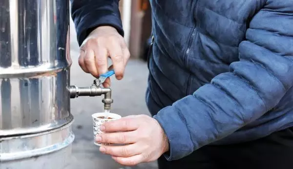 Son dakika haberleri... 'Çay şekerli mi içilir, şekersiz mi' tartışmasına Dadaşlar 'kıtlama' dedi Son dakika haberleri... 'Çay şekerli mi içilir, şekersiz mi' tartışmasına Dadaşlar 'kıtlama' dedi
