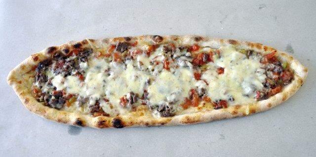 Evde Ramazan pidesi tarifi! Ramazan pidesi nasıl yapılır? Kıymalı, kaşarlı, kavurmalı pide tarifi!