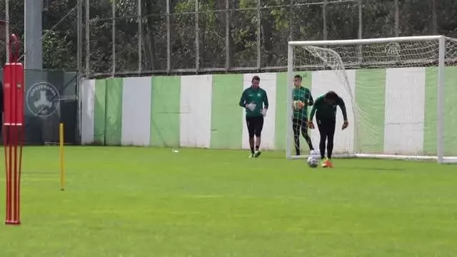 Giresunspor Kulübü Başkanı Karaahmet: 'Verilen savaş ve mücadeleyle lider konumdayız' Giresunspor Kulübü Başkanı Karaahmet: 'Verilen savaş ve mücadeleyle lider konumdayız'