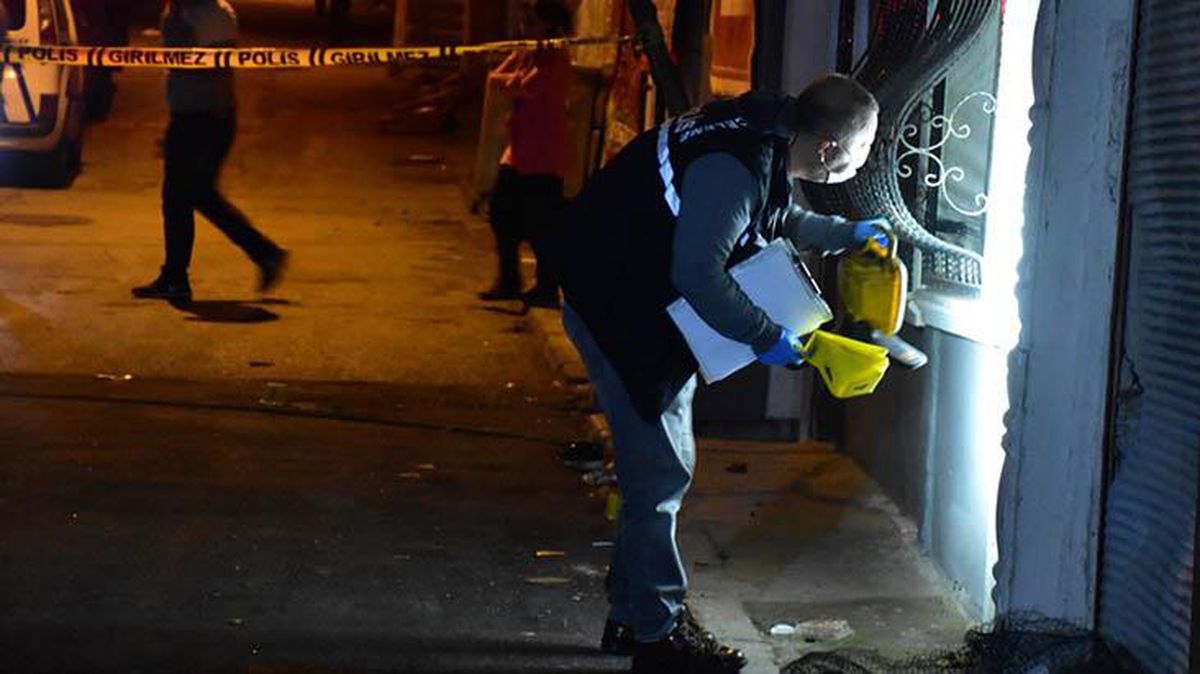 Husumetli oldukları ailenin evine rastgele ateş açan şüpheliler, 2 çocuğu yaraladı