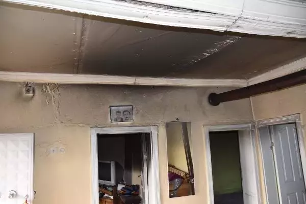 Son Dakika | KIRIKKALE - Evlerinde bir haftada 10 kez yangın çıkan aile endişeli Son Dakika | KIRIKKALE - Evlerinde bir haftada 10 kez yangın çıkan aile endişeli