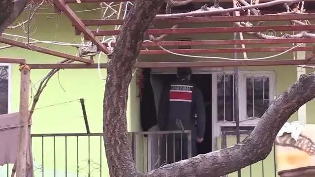 Son Dakika | KIRIKKALE - Evlerinde bir haftada 10 kez yangın çıkan aile endişeli Son Dakika | KIRIKKALE - Evlerinde bir haftada 10 kez yangın çıkan aile endişeli