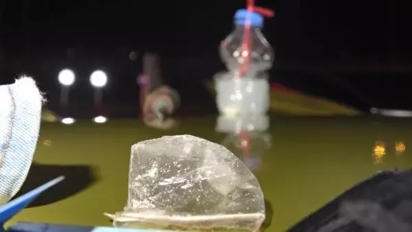 Kısıtlamada eşinin aracıyla gezmeye çıktı, 4 saatlik kovalamacayla yakalandı Kısıtlamada eşinin aracıyla gezmeye çıktı, 4 saatlik kovalamacayla yakalandı