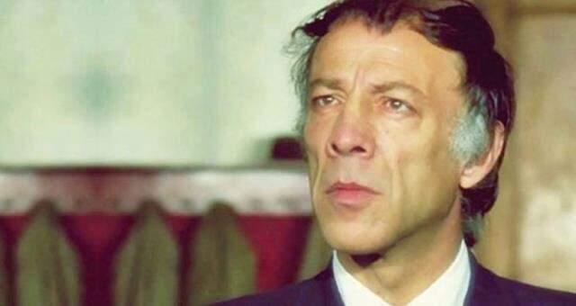 Münir Özkul kimdir, ne zaman öldü? Münir Özkul filmleri! Münir Özkul biyografisi!