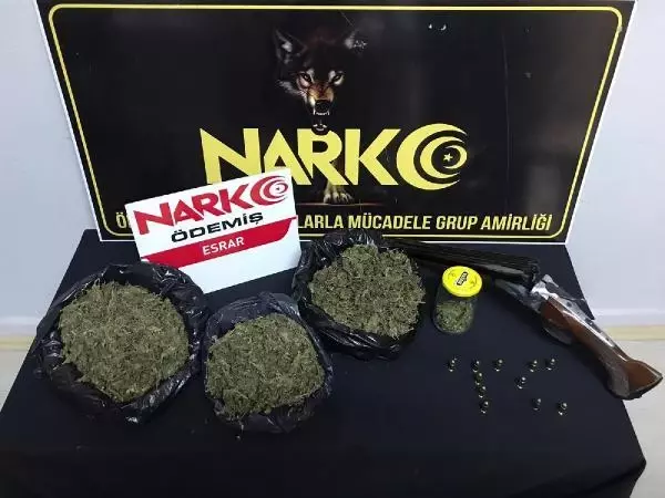 Son dakika haberi | Tekel bayiinde uyuşturucu ticaretine 1 gözaltı Son dakika haberi | Tekel bayiinde uyuşturucu ticaretine 1 gözaltı