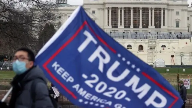 ABD'de kritik gün: Kongre, Trump destekçilerinin protesto çağrıları arasında seçim sonuçlarını tescil etmek için toplanıyor ABD'de kritik gün: Kongre, Trump destekçilerinin protesto çağrıları arasında seçim sonuçlarını tescil etmek için toplanıyor