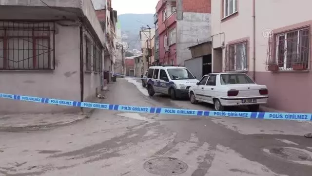 Bir kişi tartıştığı oğlunu silahla bacağından yaraladı baba,Bursa,Oğul,silahlı kavga, Bir kişi tartıştığı oğlunu silahla bacağından yaraladı baba,Bursa,Oğul,silahlı kavga,