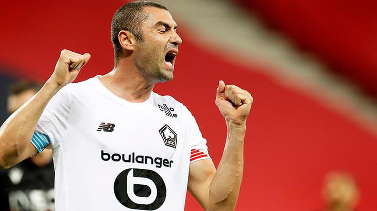 Burak Yılmaz, Lille'de aralık ayının en iyi oyuncusu seçildi