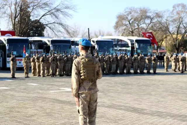 Mehmetçikler düğüne gider gibi Resulayn'a gitti Mehmetçikler düğüne gider gibi Resulayn'a gitti