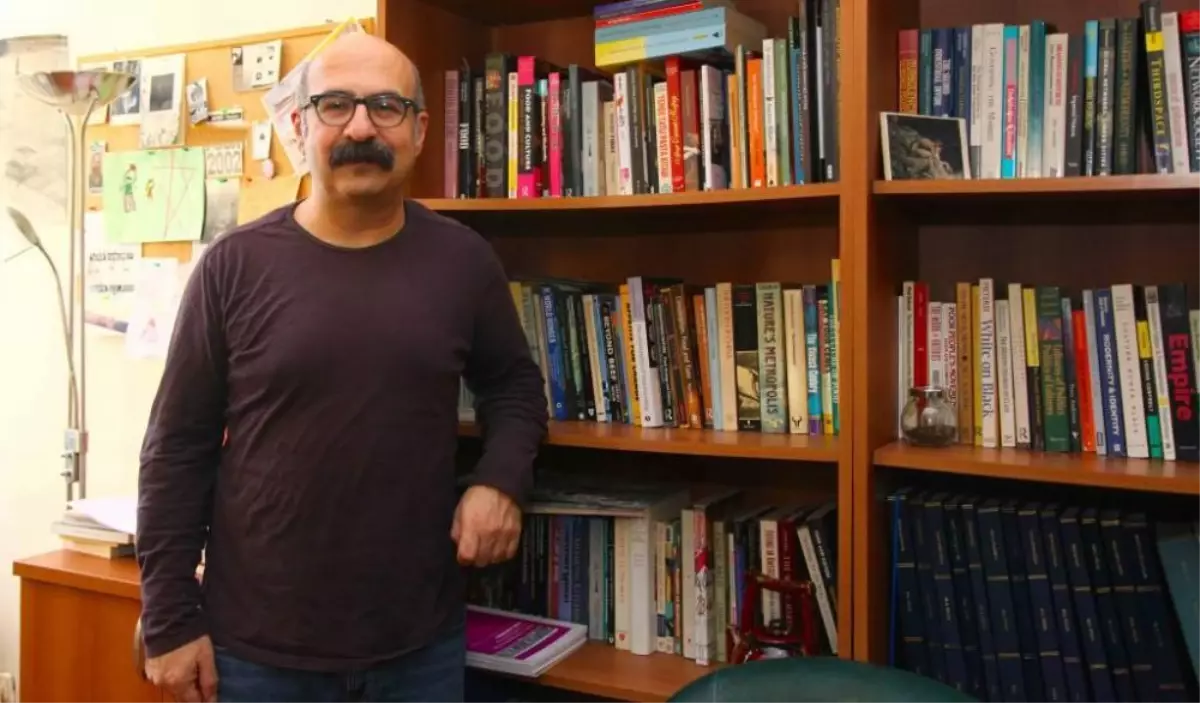 Prof. Dr. Zafer Yenal kimdir? Zafer Yenal kaç yaşında, nereli, mesleği nedir? Prof. Dr. Zafer Yenal uzmanlık alanı nedir?