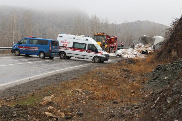 Son dakika! Yozgat'taki zincirleme trafik kazasında 3 kişi öldü, 2 kişi yaralandı