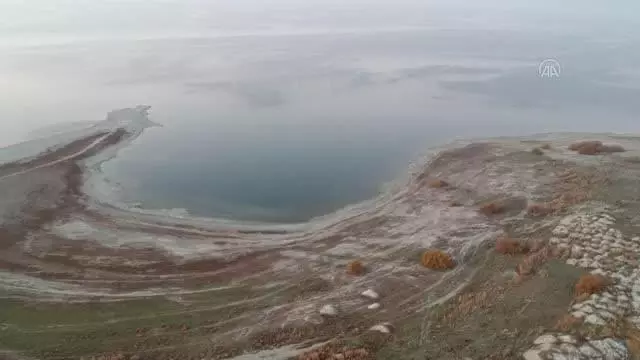 Son dakika gündem: Uzmanlardan Burdur Gölü'ndeki çekilmeye ilişkin 'idareli su kullanımı' uyarısı Son dakika gündem: Uzmanlardan Burdur Gölü'ndeki çekilmeye ilişkin 'idareli su kullanımı' uyarısı
