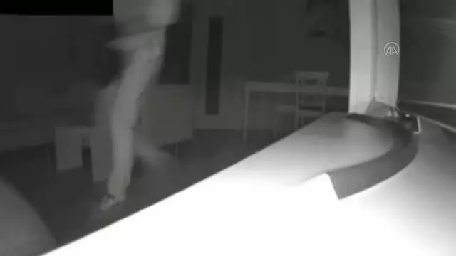 14 hırsızlık olayına ilişkin yakalanan iki şüpheli tutuklandı 14 hırsızlık olayına ilişkin yakalanan iki şüpheli tutuklandı
