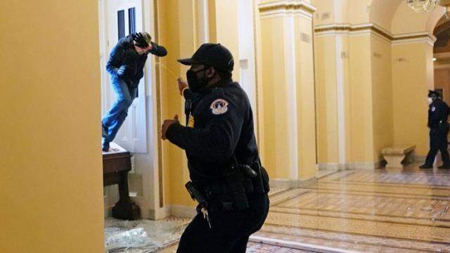 ABD'de darbe mi oldu? ABD darbe girişimi son dakika! Mike Prince darbe girişimi 2021 haberler! ABD kongre binasında son durum ne, kaç kişi öldü?