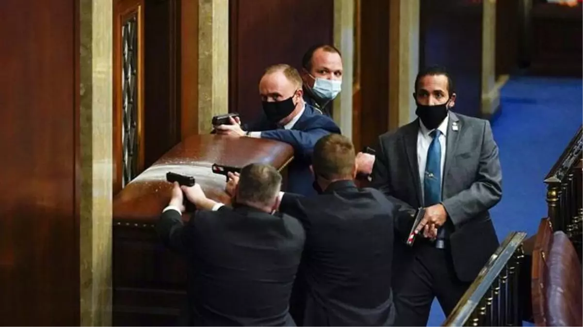 ABD'deki Kongre baskını dünya basınında geniş yer buldu