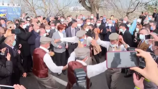İYİ Parti Genel Başkanı Akşener, gündeme ilişkin soruları yanıtladı Açıklaması İYİ Parti Genel Başkanı Akşener, gündeme ilişkin soruları yanıtladı Açıklaması