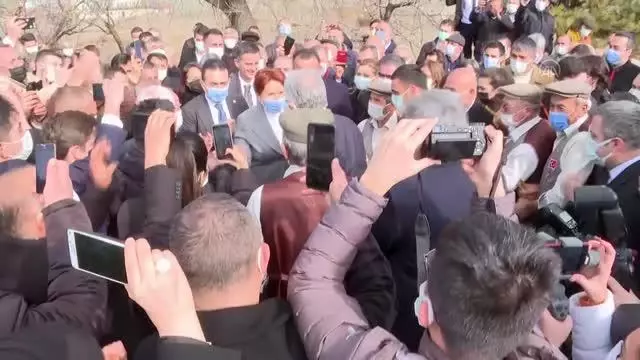 İYİ Parti Genel Başkanı Akşener, gündeme ilişkin soruları yanıtladı Açıklaması İYİ Parti Genel Başkanı Akşener, gündeme ilişkin soruları yanıtladı Açıklaması