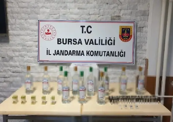 Son dakika haberleri: Bursa'da bağ evinde sahte içki içen 2 arkadaştan biri öldü, diğeri tedaviye alındı Son dakika haberleri: Bursa'da bağ evinde sahte içki içen 2 arkadaştan biri öldü, diğeri tedaviye alındı