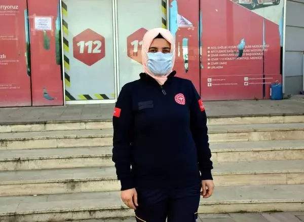 Koronavirüsü yenen sağlıkçıdan 'Sevdiklerinizi kaybetmemek için koronavirüsü ciddiye alın' çağrısı Koronavirüsü yenen sağlıkçıdan 'Sevdiklerinizi kaybetmemek için koronavirüsü ciddiye alın' çağrısı