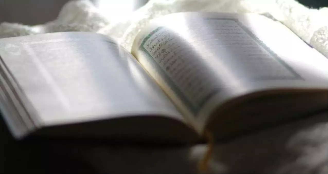 Nas suresi anlamı nedir? Nas suresi okunuşu, anlamı, ezberle, Arapça meali, tefsiri, fazileti ve Türkçe okunuşu nedir? Felak Nas Suresi okunuşu!