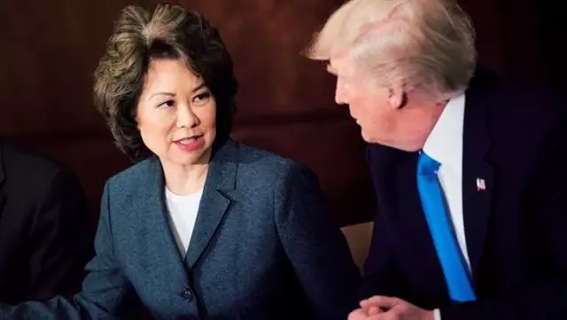 Son Dakika: Trump'ın kabinesinden ilk istifa! Ulaştırma Bakanı Elaine Chao görevini bıraktı Son Dakika: Trump'ın kabinesinden ilk istifa! Ulaştırma Bakanı Elaine Chao görevini bıraktı