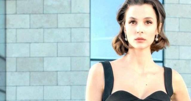 Akıncı dizisi Nergis kimdir? Akıncı dizisi Büşra Develi kimdir? Kaç yaşındadır? Nerelidir? Ne iş yapmaktadır? Büşra Develi hayatı ve biyografisi nedi