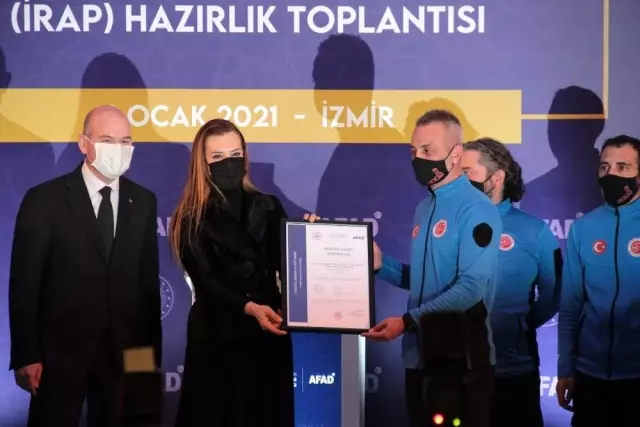 Son dakika haberleri! İçişleri Bakanı Soylu, İzmir Afet Risk Azaltma Planı toplantısına katıldı: (2) Son dakika haberleri! İçişleri Bakanı Soylu, İzmir Afet Risk Azaltma Planı toplantısına katıldı: (2)