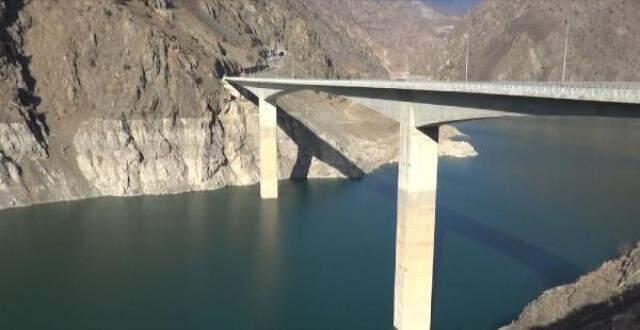 Baraj suları çekilince Narlık köyü ortaya çıktı