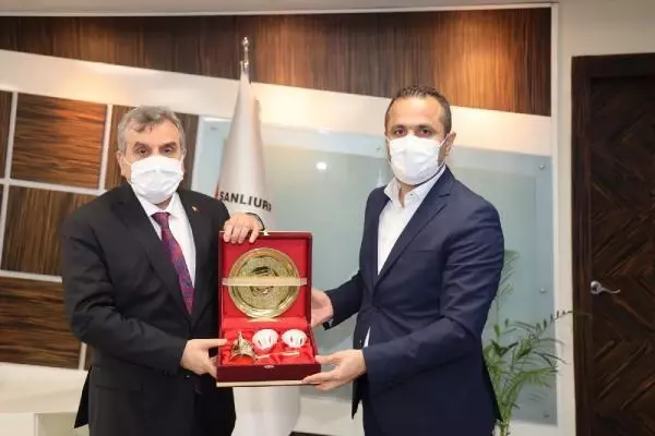 Başakşehir Belediyesi, teknoloji ve inovasyon tecrübelerini Şanlıurfa'da anlattı Başakşehir Belediyesi, teknoloji ve inovasyon tecrübelerini Şanlıurfa'da anlattı