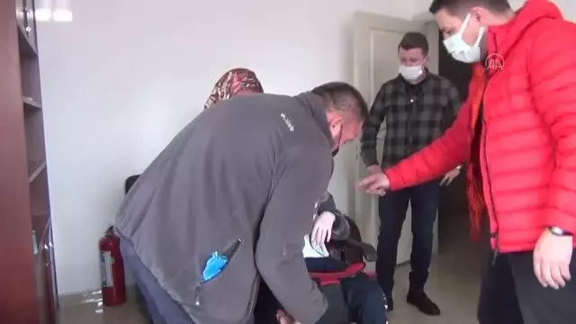 Beypazarı Kent Konseyinden engelli çocuğu tekerlekli sandalye Beypazarı Kent Konseyinden engelli çocuğu tekerlekli sandalye