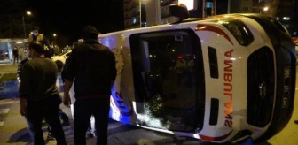 Son dakika gündem: Çanakkale'de hasta taşıyan ambulansla taksi çarpıştı: 5 yaralı