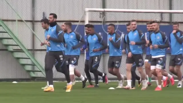 Çaykur Rizespor Teknik Direktörü Tomas: 'Denizlispor maçını kazanarak üst sıralara çıkmak istiyoruz' Çaykur Rizespor Teknik Direktörü Tomas: 'Denizlispor maçını kazanarak üst sıralara çıkmak istiyoruz'