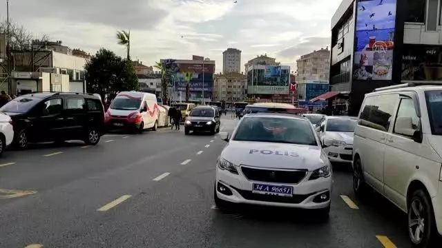 Çekmeköy'de kuyumcu soygunu Çekmeköy'de kuyumcu soygunu