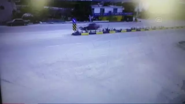 Son dakika haberi | İki otomobil çarpıştı: 2 ölü, 3 yaralı Son dakika haberi | İki otomobil çarpıştı: 2 ölü, 3 yaralı