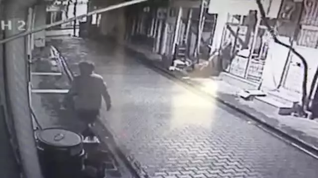 İş yerlerinden hırsızlık yapan zanlı tutuklandı İş yerlerinden hırsızlık yapan zanlı tutuklandı