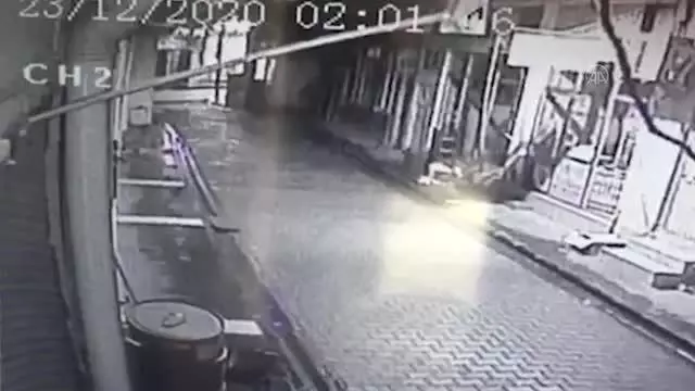 İş yerlerinden hırsızlık yapan zanlı tutuklandı İş yerlerinden hırsızlık yapan zanlı tutuklandı