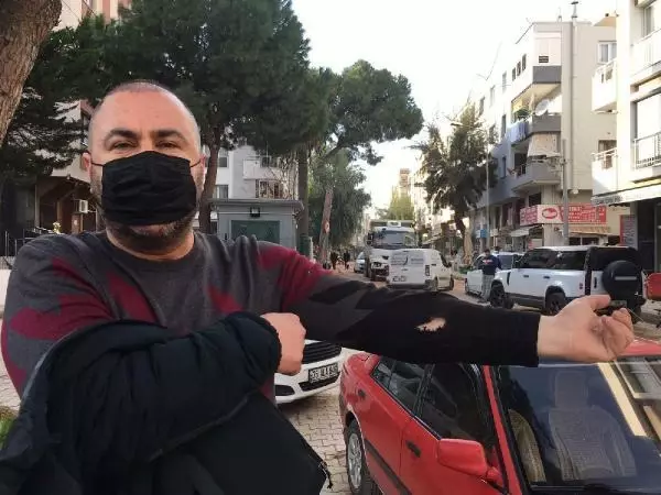 İzmir'de belediye başkan yardımcısı, müteahhide bıçakla saldırdı iddiası İzmir'de belediye başkan yardımcısı, müteahhide bıçakla saldırdı iddiası