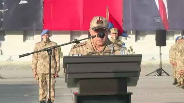 Son dakika haberi! Jandarma uzman erbaşlar terörle mücadele için yemin etti (3) Son dakika haberi! Jandarma uzman erbaşlar terörle mücadele için yemin etti (3)