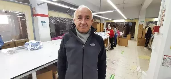 Kocaeli'de iki yatırım 3 bin 800 kişiyi iş sahibi yapacak Kocaeli'de iki yatırım 3 bin 800 kişiyi iş sahibi yapacak