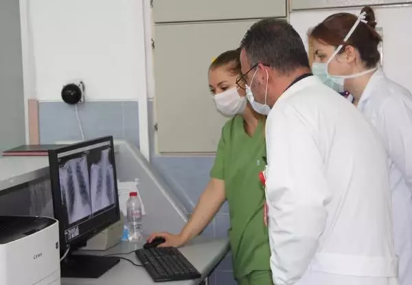Koronavirüs bulaşında kritik süreç 10 günün sonunda yaşanıyor Koronavirüs bulaşında kritik süreç 10 günün sonunda yaşanıyor