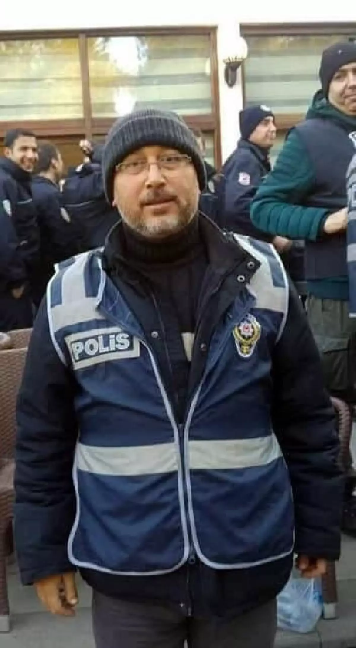 Son dakika! Koronavirüse yakalanan polis memuru yaşamını yitirdi