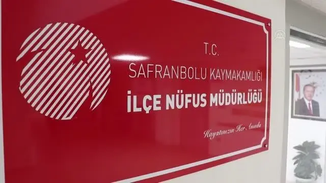 Son dakika haberleri: İçişleri Bakanı Soylu, şehit öğretmen Şenay Aybüke Yalçın'ın ailesiyle görüştü Son dakika haberleri: İçişleri Bakanı Soylu, şehit öğretmen Şenay Aybüke Yalçın'ın ailesiyle görüştü