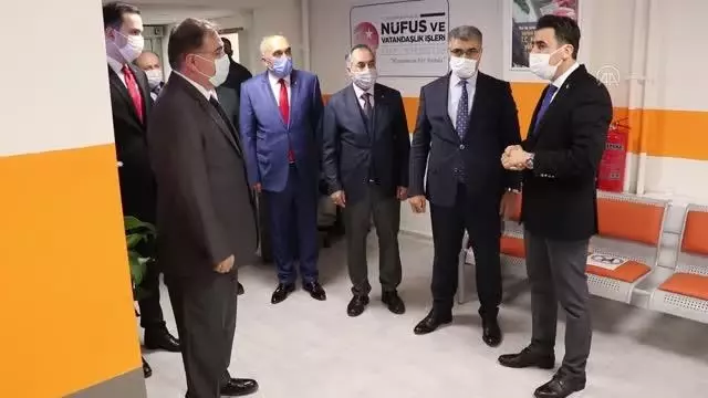 Son dakika haberleri: İçişleri Bakanı Soylu, şehit öğretmen Şenay Aybüke Yalçın'ın ailesiyle görüştü Son dakika haberleri: İçişleri Bakanı Soylu, şehit öğretmen Şenay Aybüke Yalçın'ın ailesiyle görüştü