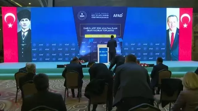 Son dakika haberleri! İçişleri Bakanı Soylu, İzmir Afet Risk Azaltma Planı toplantısına katıldı: (2) Son dakika haberleri! İçişleri Bakanı Soylu, İzmir Afet Risk Azaltma Planı toplantısına katıldı: (2)