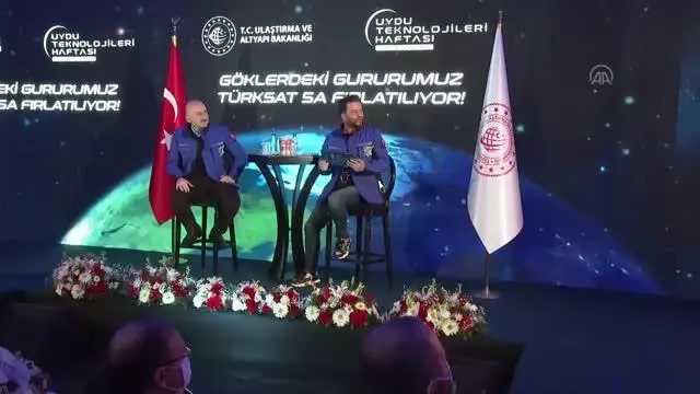 Ulaştırma ve Altyapı Bakanı Karaismailoğlu: 'Fiber altyapısı ile ilgili önemli adımlar atacağız' Ulaştırma ve Altyapı Bakanı Karaismailoğlu: 'Fiber altyapısı ile ilgili önemli adımlar atacağız'