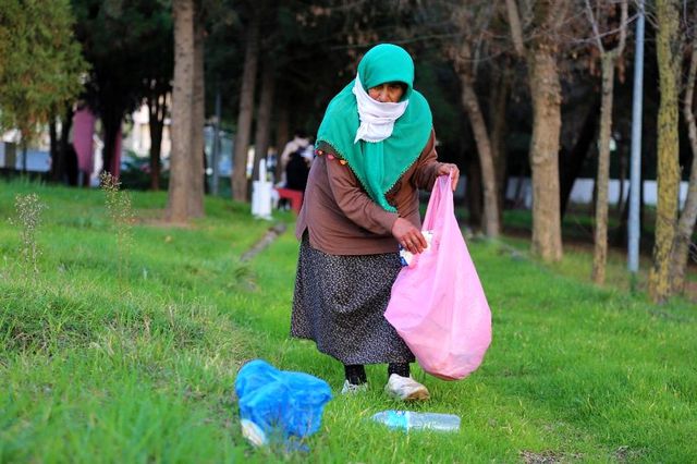 73 yaşında geri dönüşüm kralı oldu, evini fabrika yaptı