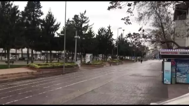 Cadde ve sokaklarda sessizlik hakim Cadde ve sokaklarda sessizlik hakim